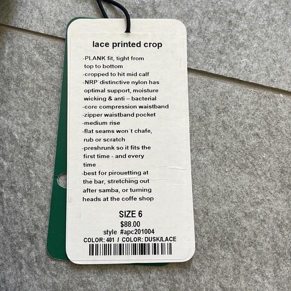 Nancy Rose crop performance pant - Picture 3 of 3